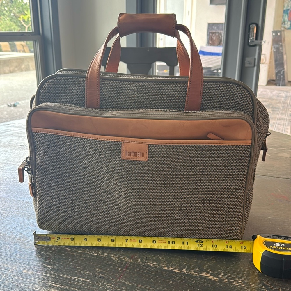Tweed Hartmann carry on
